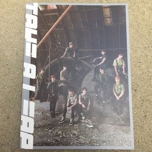 OFFICIAL GOLDEN CHILD 4TH MINI ALBUM VERSION A